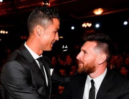 小瓦格纳狂轰32分，命中率超5成，魔术一分险胜热火