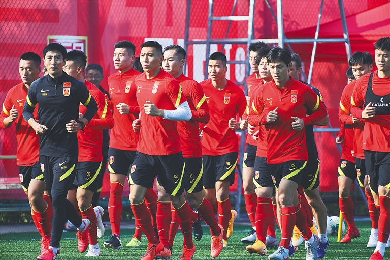 “终于明白了” — NAVI 反思小组赛表现和季后赛心态
