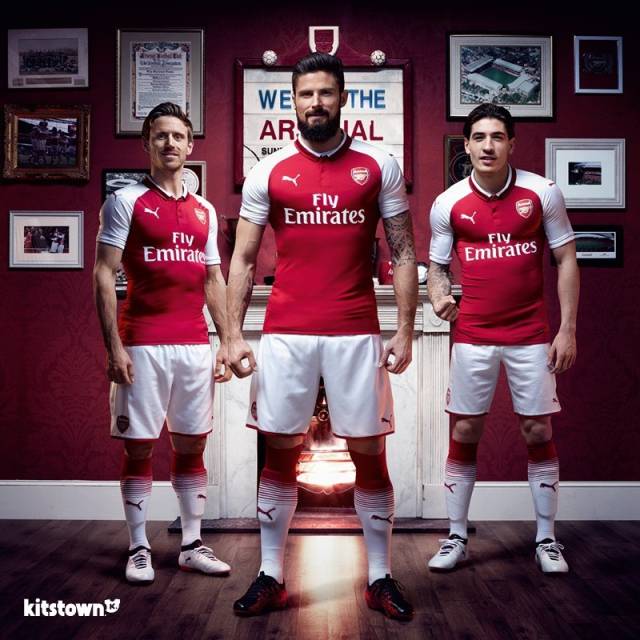 曼城主帅瓜迪奥拉盛赞哈兰德：10球成就“疯狂”