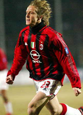 穆帅：我坚信我们还没出局；今天裁判很有风格但水平不高