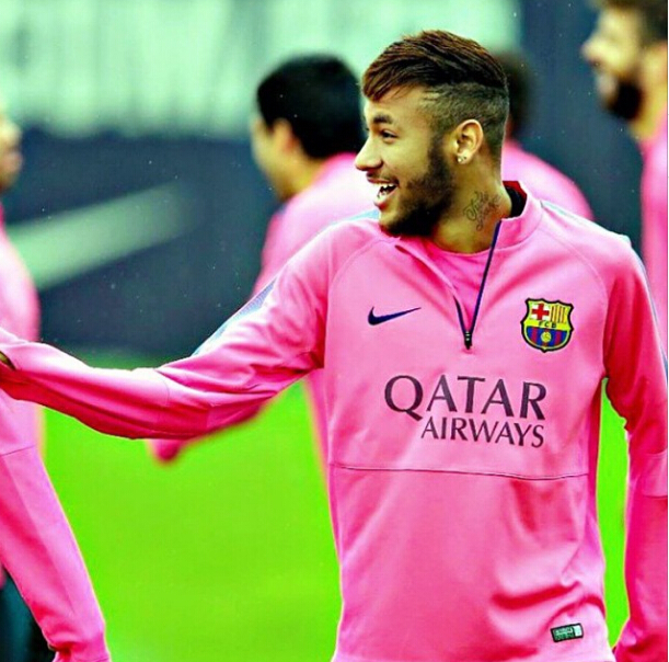 每体：阿劳霍今天飞往特拉维夫，开启文化之旅调整身心