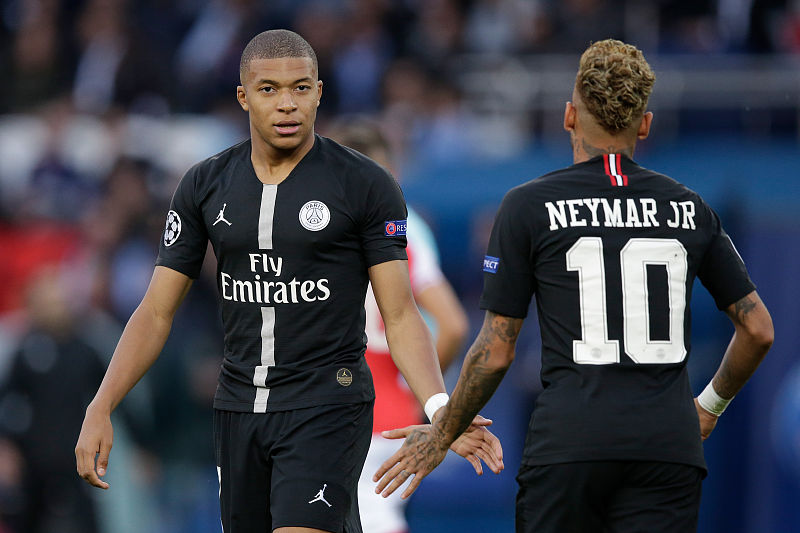 巴萨2比1逆转法兰克福，本赛季7次逆转创纪录