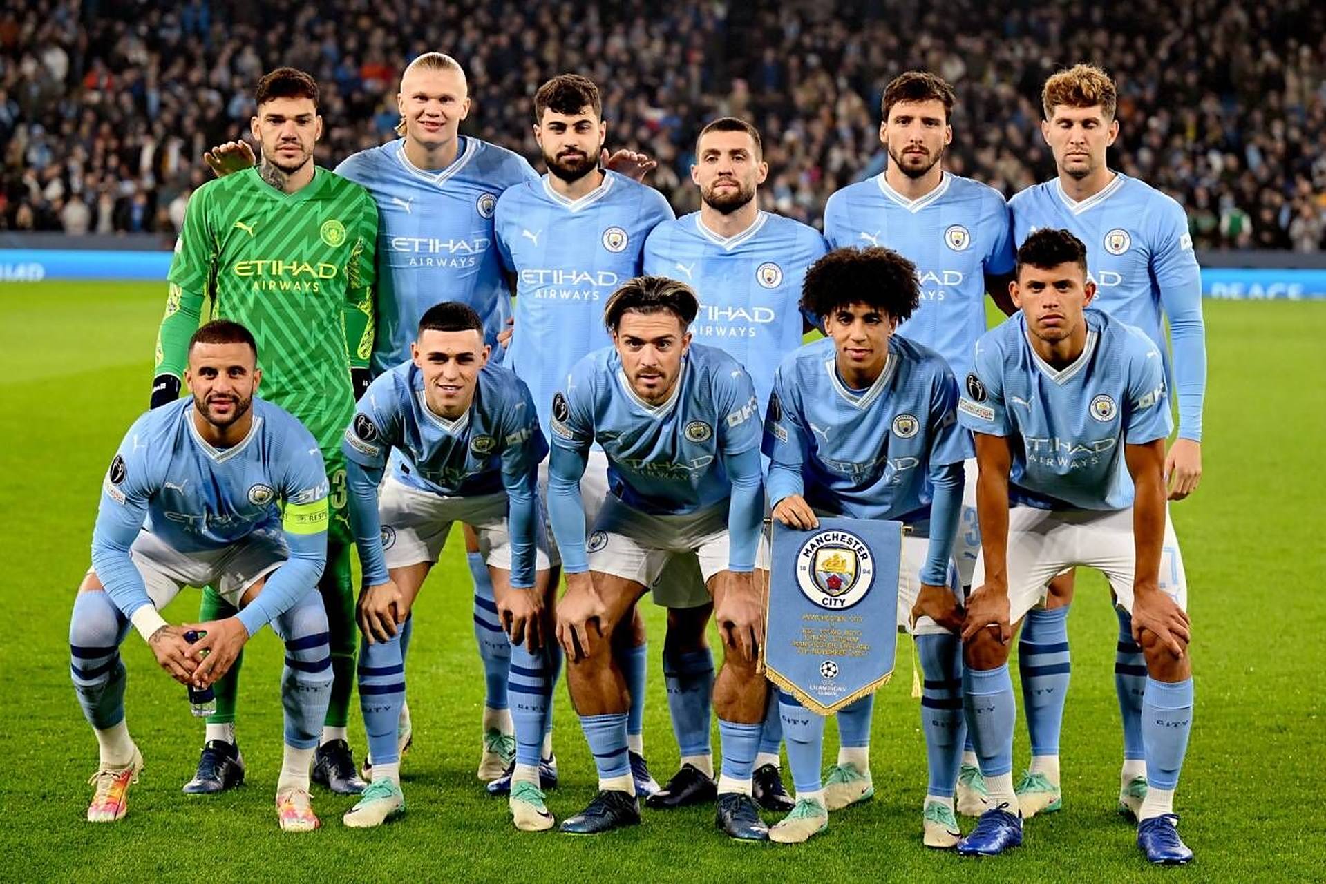 NBA交易市场动态：湖人完成签约,