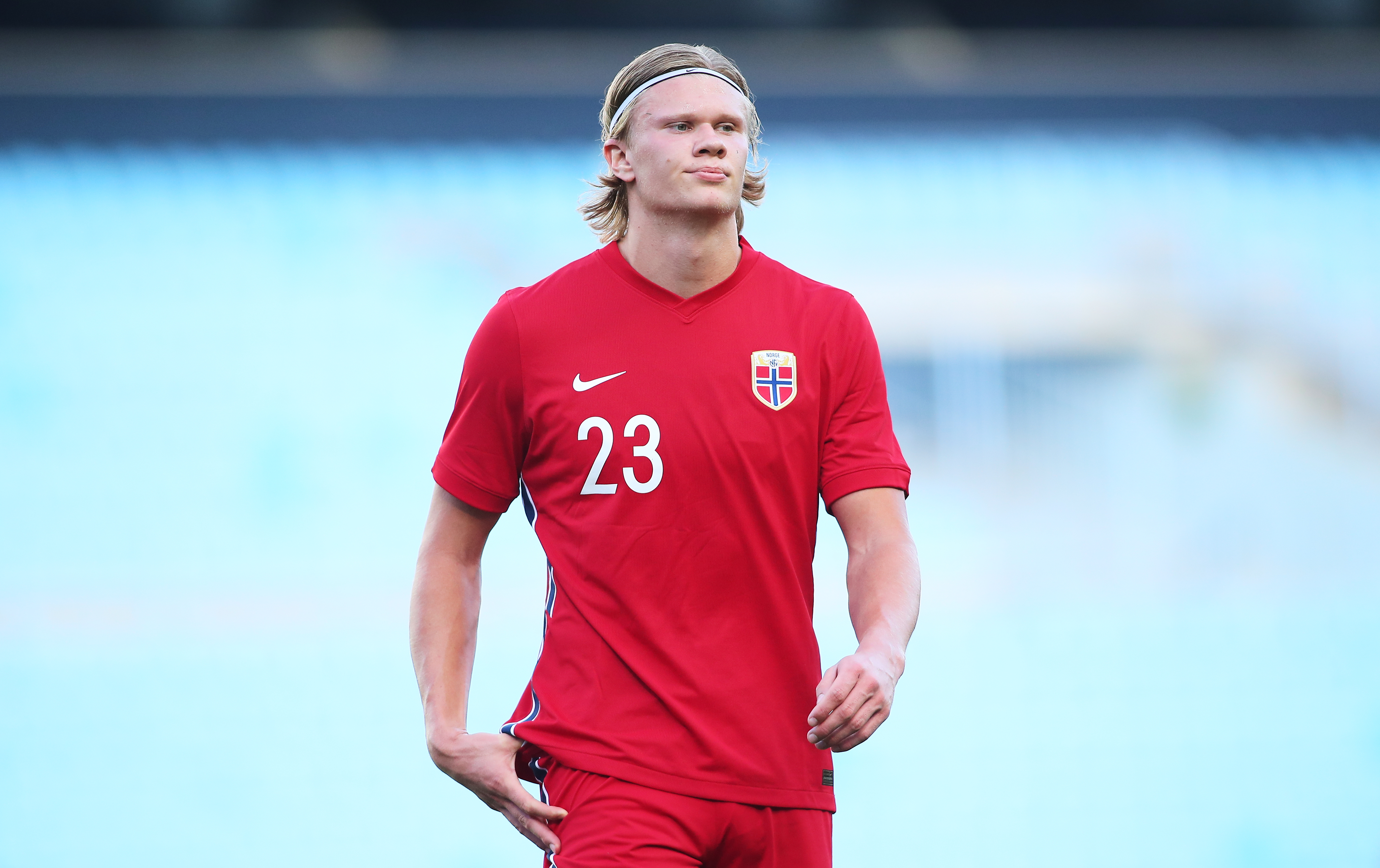 巴萨vs法兰克福，亚马尔带球被断，克瑙夫单刀破门